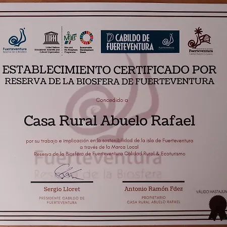 Casa Abuelo Rafael Llanos de la Concepción